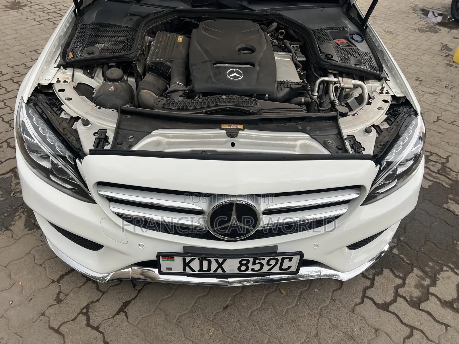 Mercedes-Benz C200 2017 White