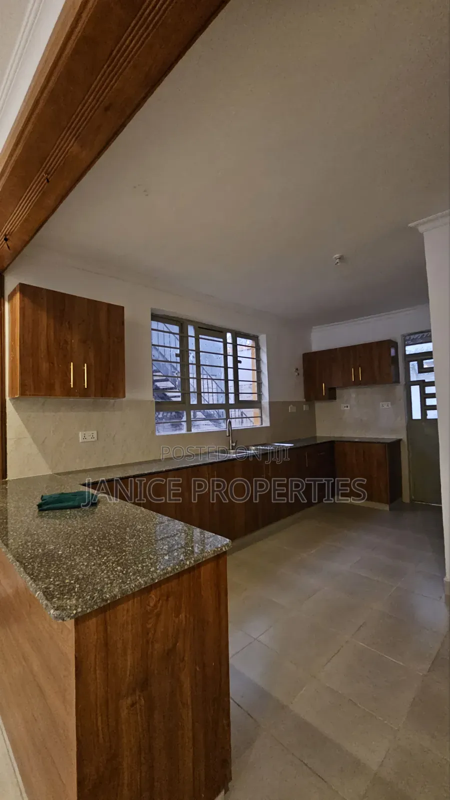 3bdrm Bungalow in Ararat Gardens, Kenyatta Road / Theta for sale