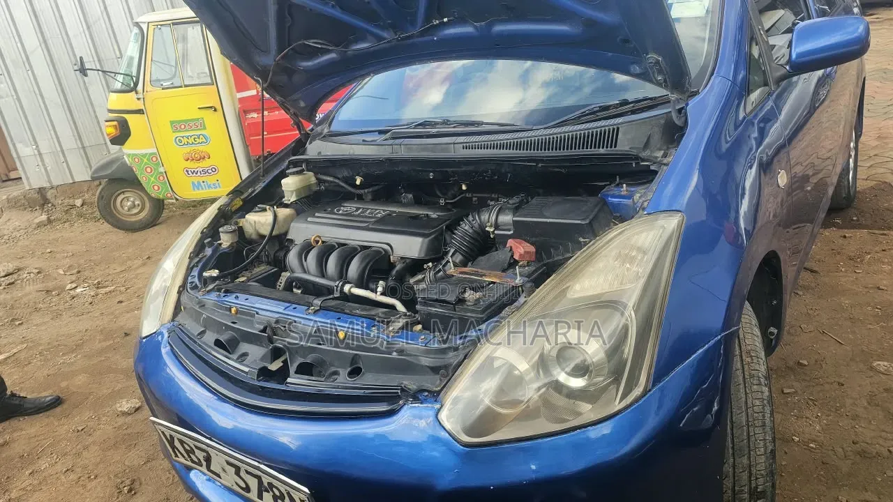 Toyota Wish 2007 Blue