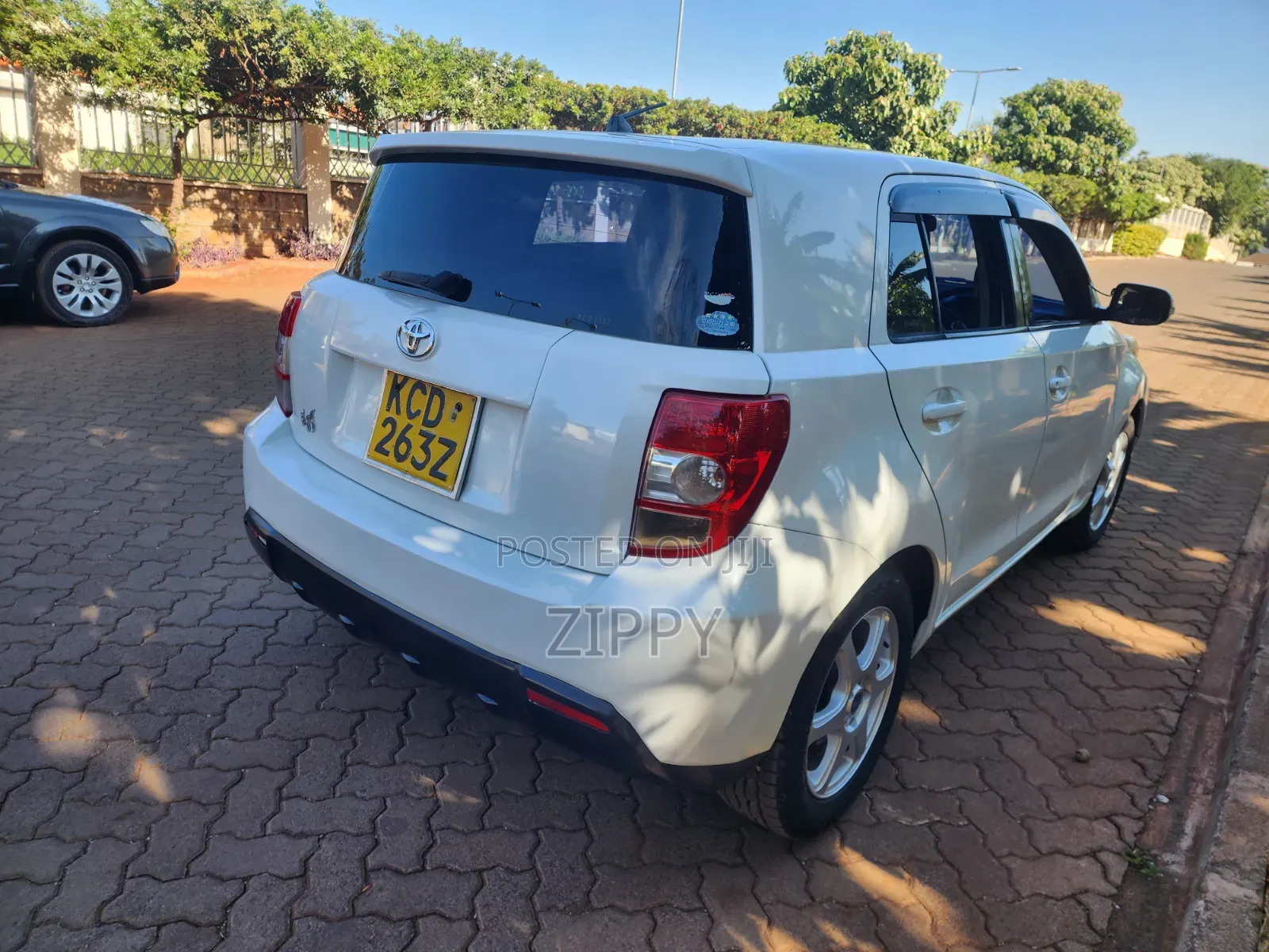 Toyota IST 2008 White