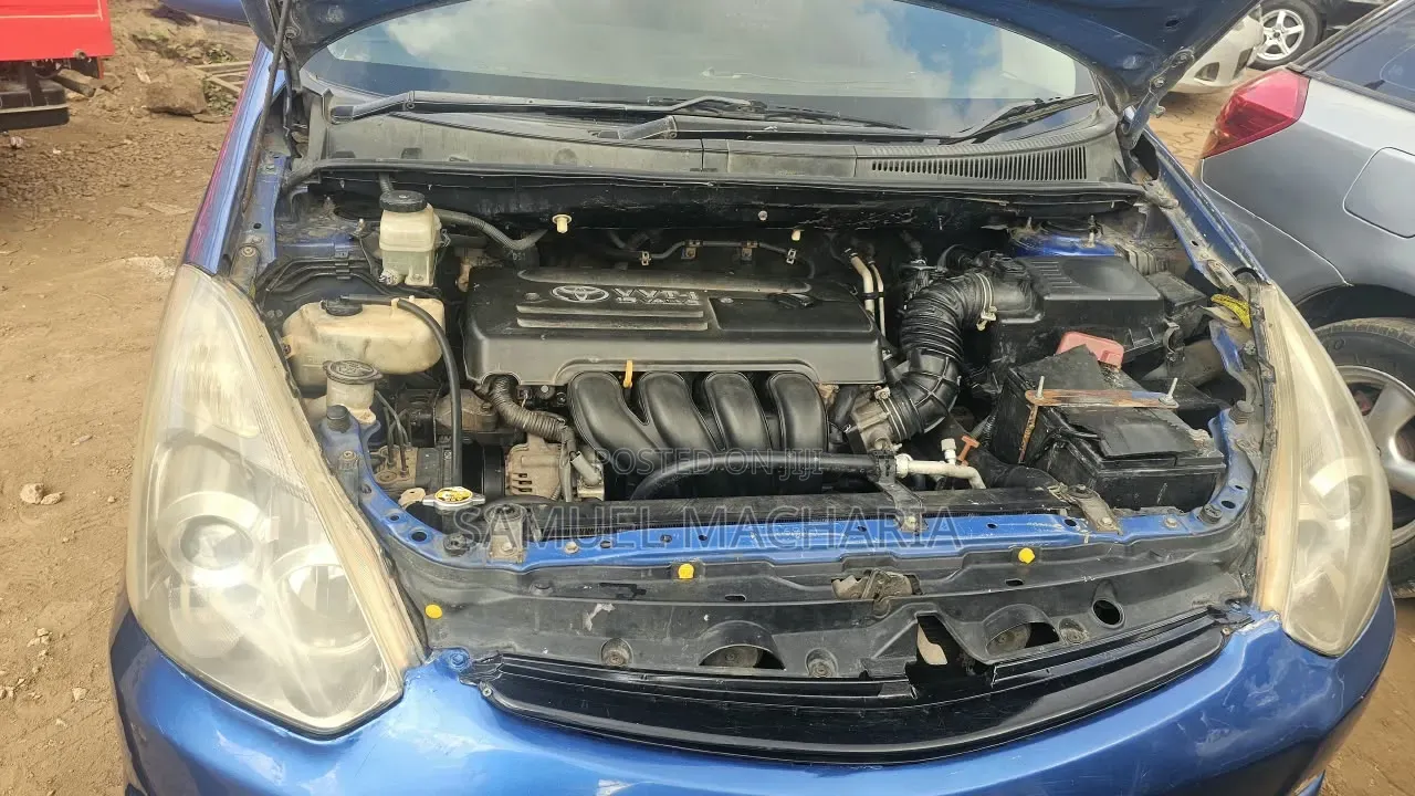 Toyota Wish 2007 Blue