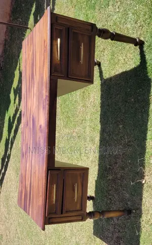 Traditional Writer's Desk Pure Mahogany
