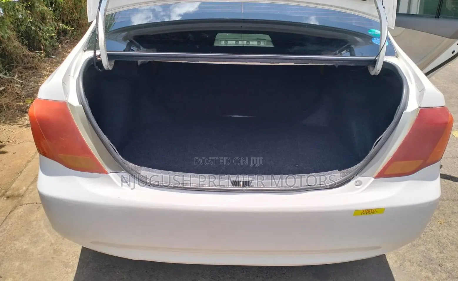 Toyota Axio 2009 White