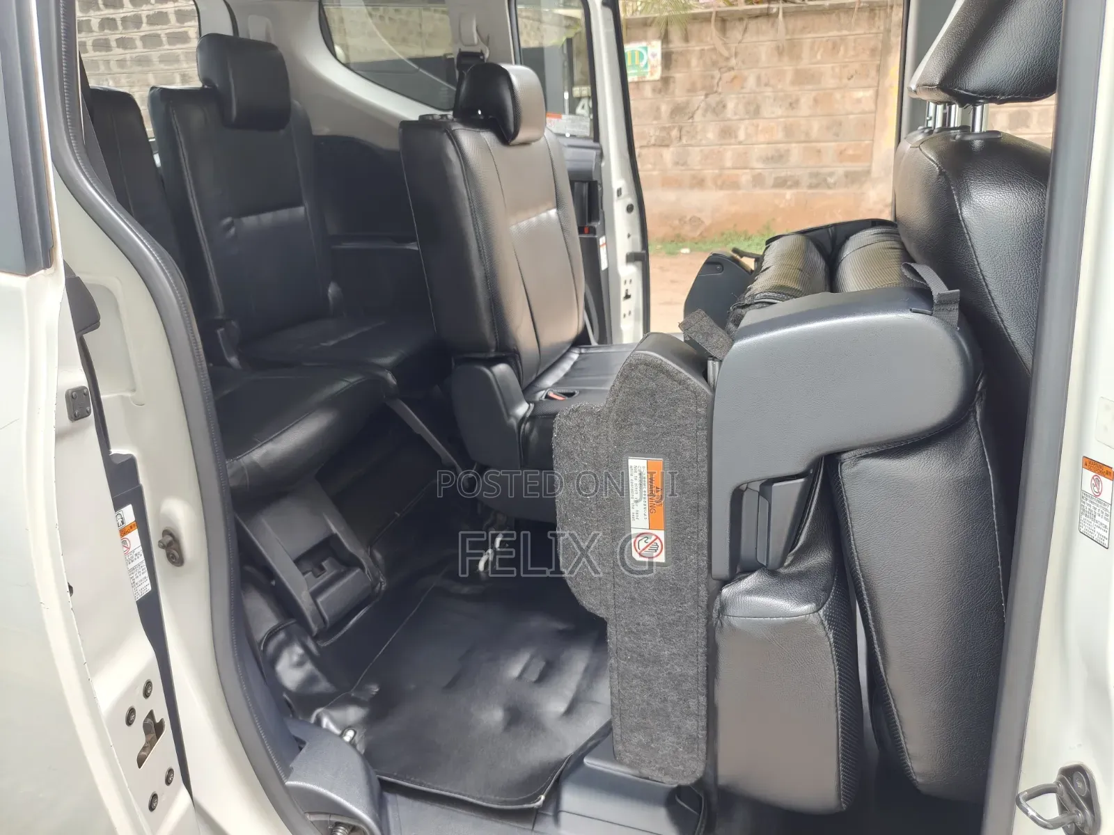 Toyota Sienta 1.5 FWD 2018 Pearl