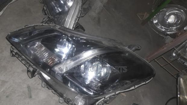 Toyota Crown 2012 Headlight Xenon - main view