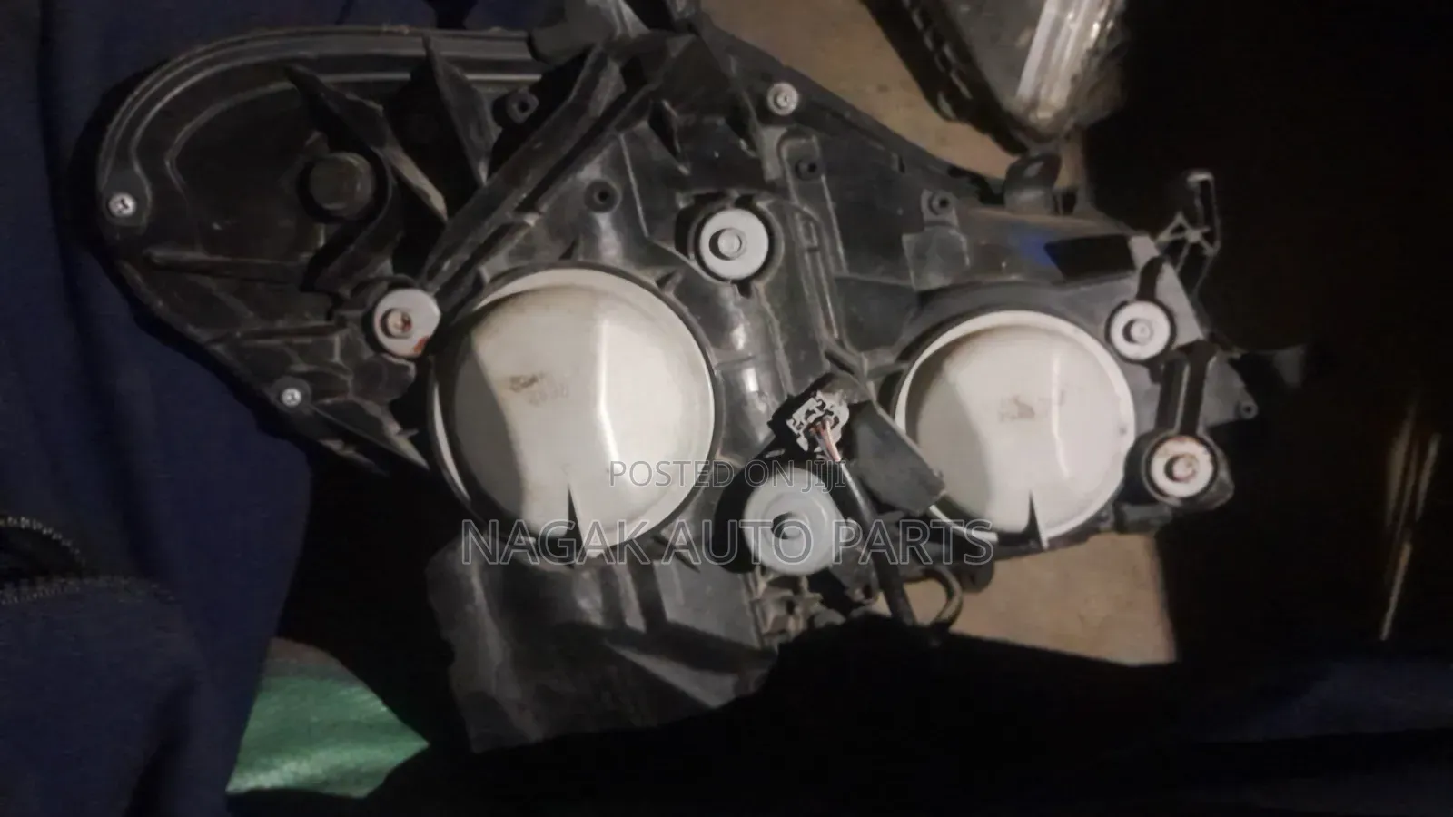 Toyota Crown 2012 Headlight Xenon