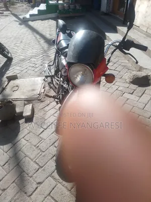 Bajaj Boxer 150 UG 2017 Red