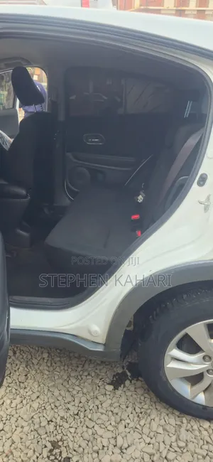 Honda Vezel 2014 White