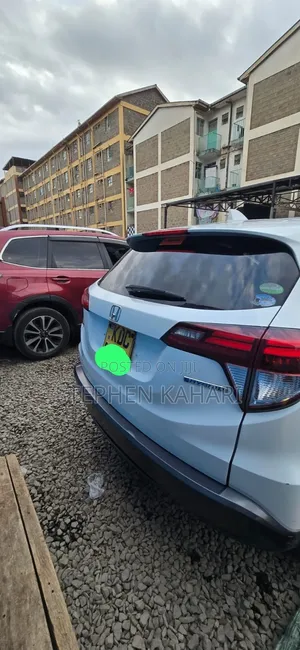 Honda Vezel 2014 White