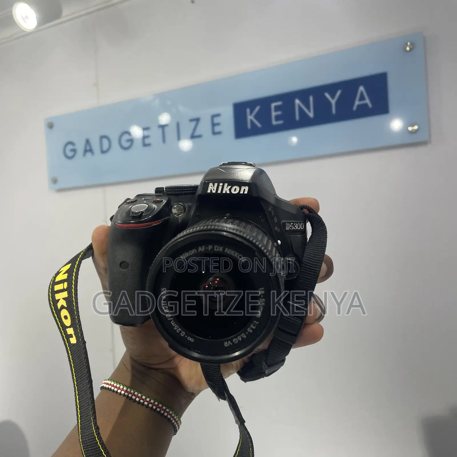 Pre-Owned Nikon D5300 DSLR Camera Kit With 18-55mm Lens