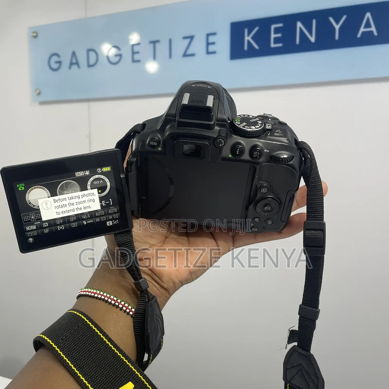 Pre-Owned Nikon D5300 DSLR Camera Kit With 18-55mm Lens