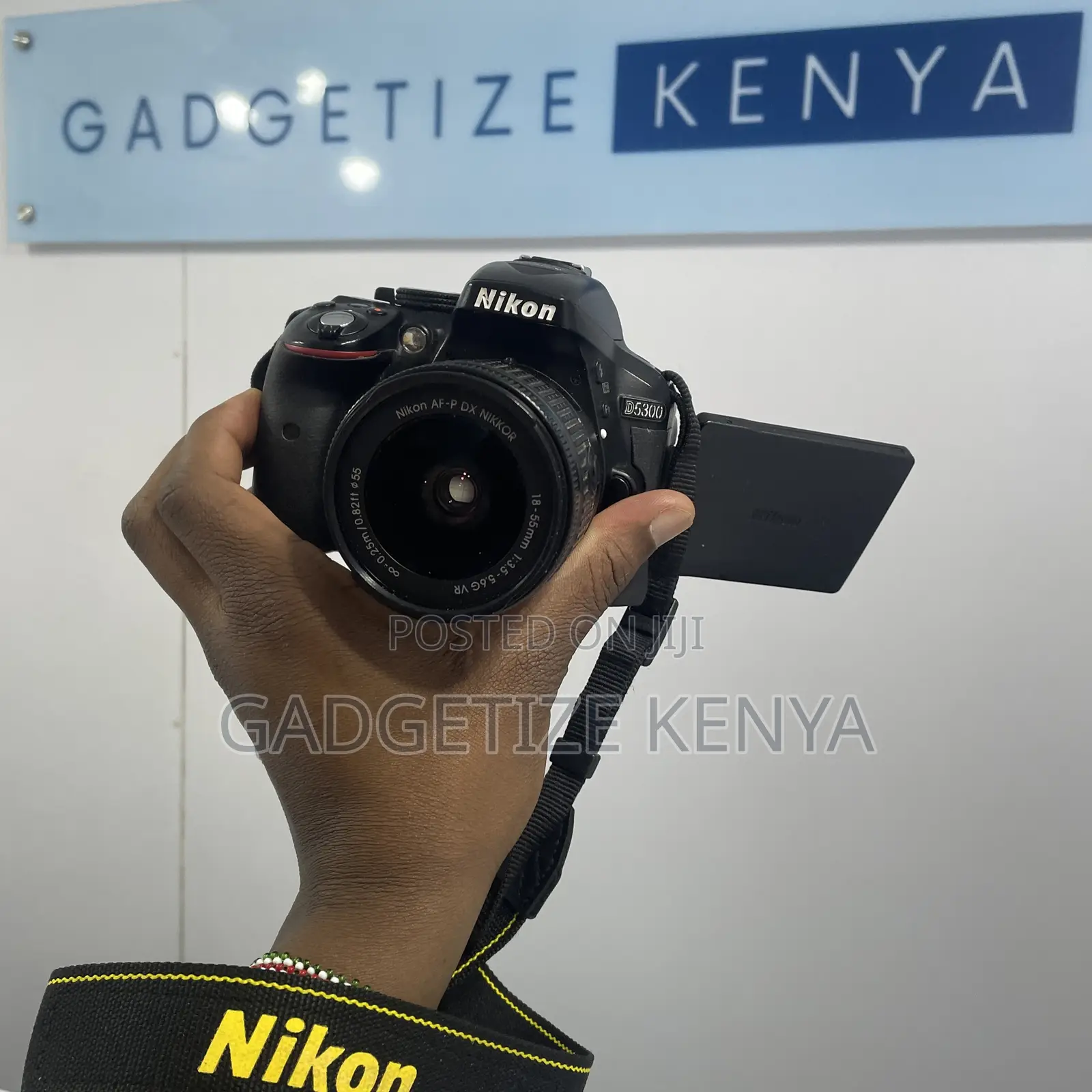 Pre-Owned Nikon D5300 DSLR Camera Kit With 18-55mm Lens