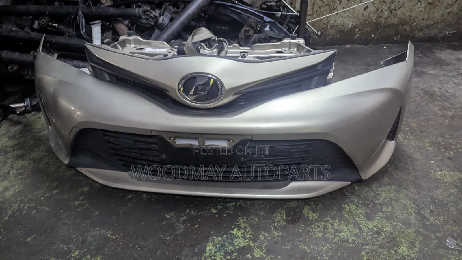 Toyota Vitz 2015 Nosecut Complete