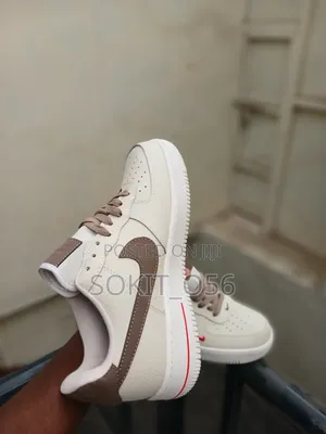 Nike Air Force 1 Low Sneakers