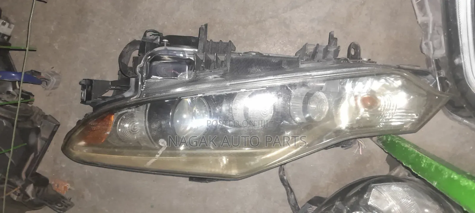 Nissan Murano 2012 Headlight