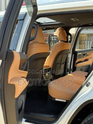 Lexus LX 600 2022 White