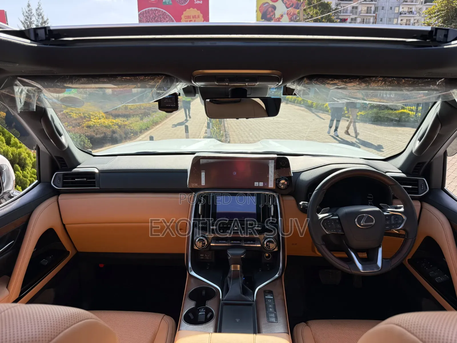 Lexus LX 600 2022 White