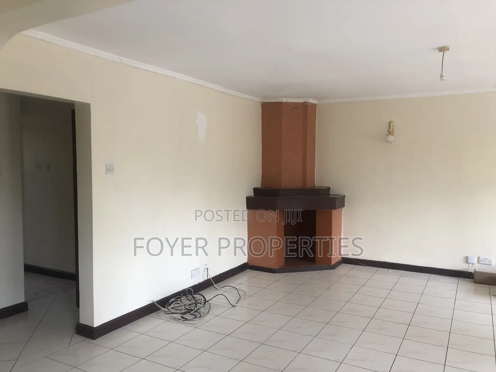 3bdrm House in Osupuko Estate, Gataka for rent