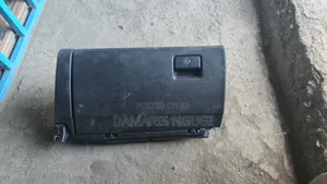 Harrier 240 Glove Box
