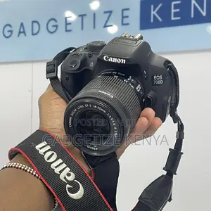 Pre-Owned Canon EOS 700D DSLR Camera Kit With 18-55mm Lens