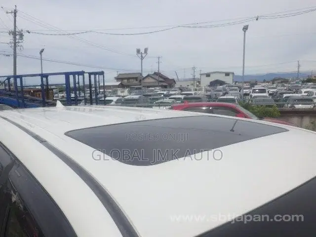 Toyota Land Cruiser Prado 2.7 2019 White