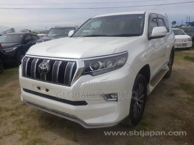 Toyota Land Cruiser Prado 2.7 2019 White