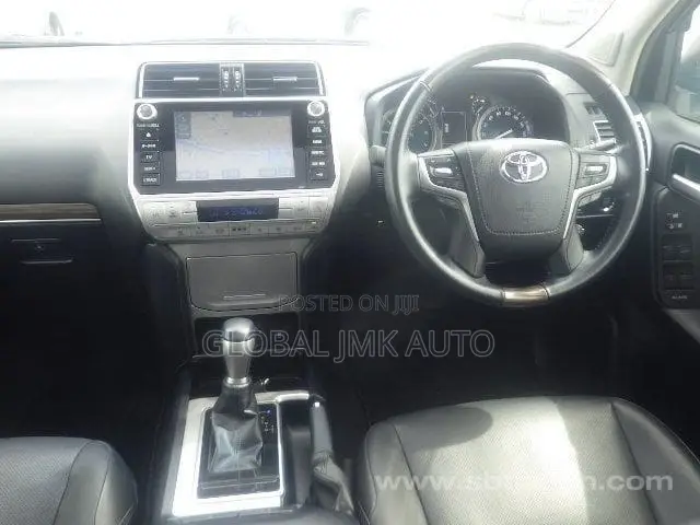 Toyota Land Cruiser Prado 2.7 2019 White