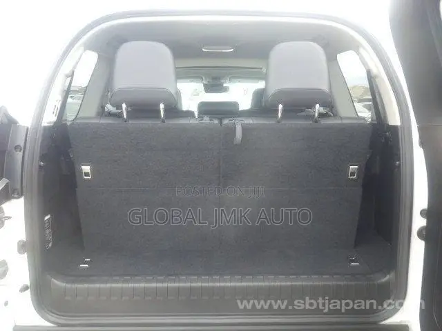Toyota Land Cruiser Prado 2.7 2019 White