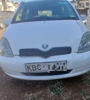 Toyota Vitz 2003 White