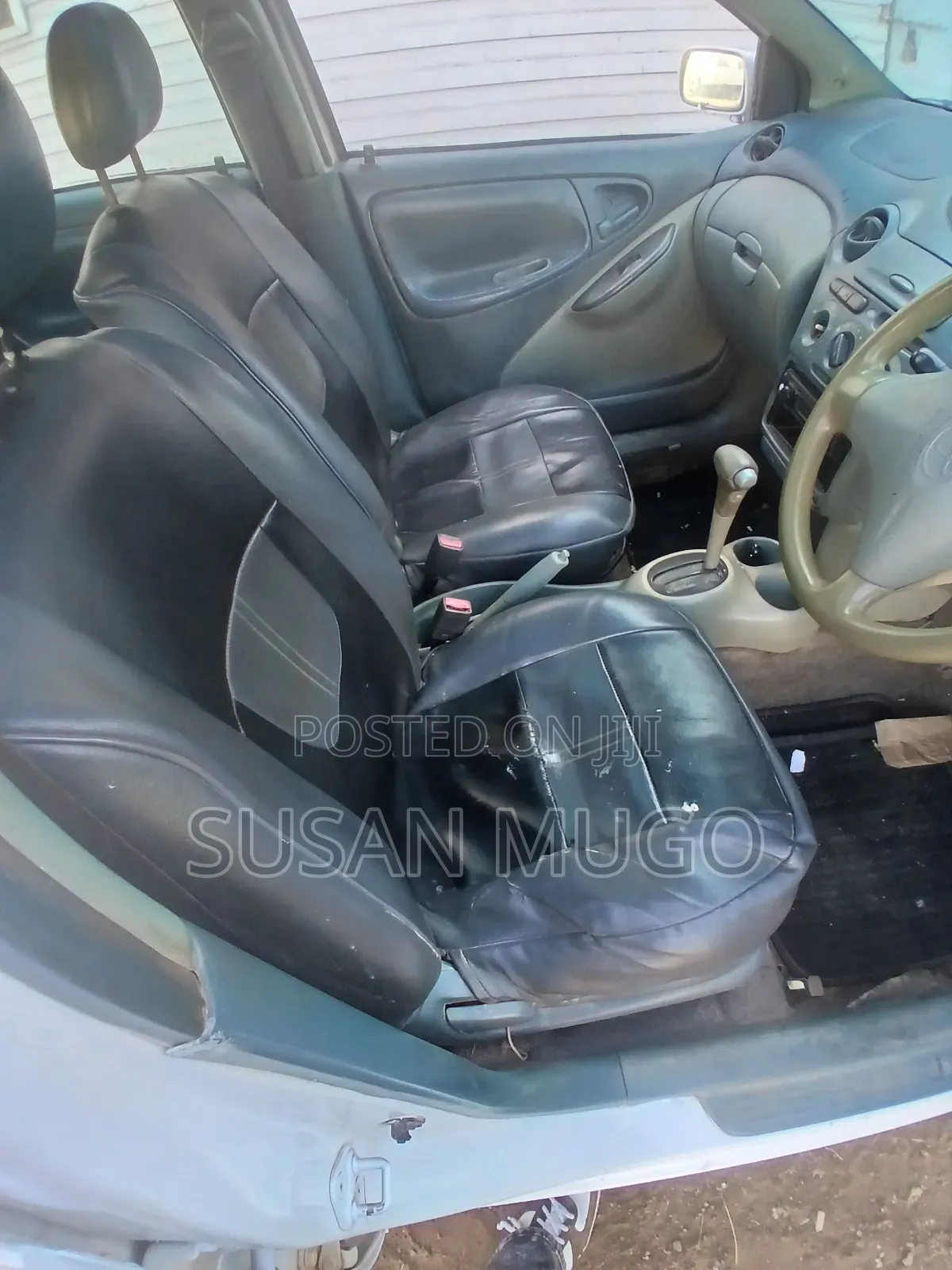 Toyota Vitz 2003 White
