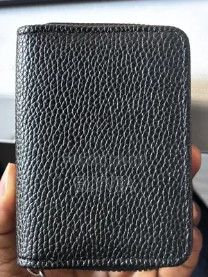 Plain Black Cardholder