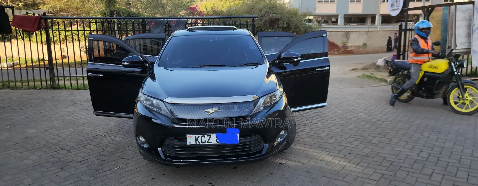 Toyota Harrier 2015