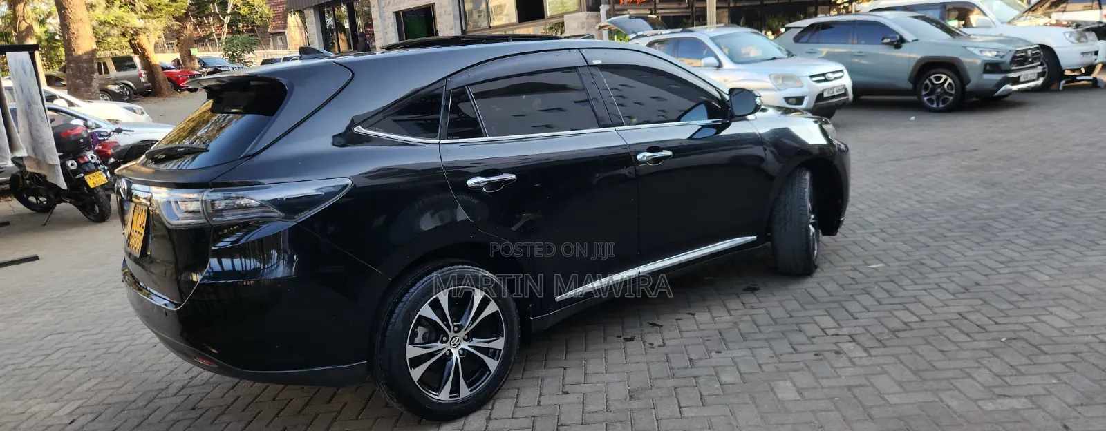 Toyota Harrier 2015