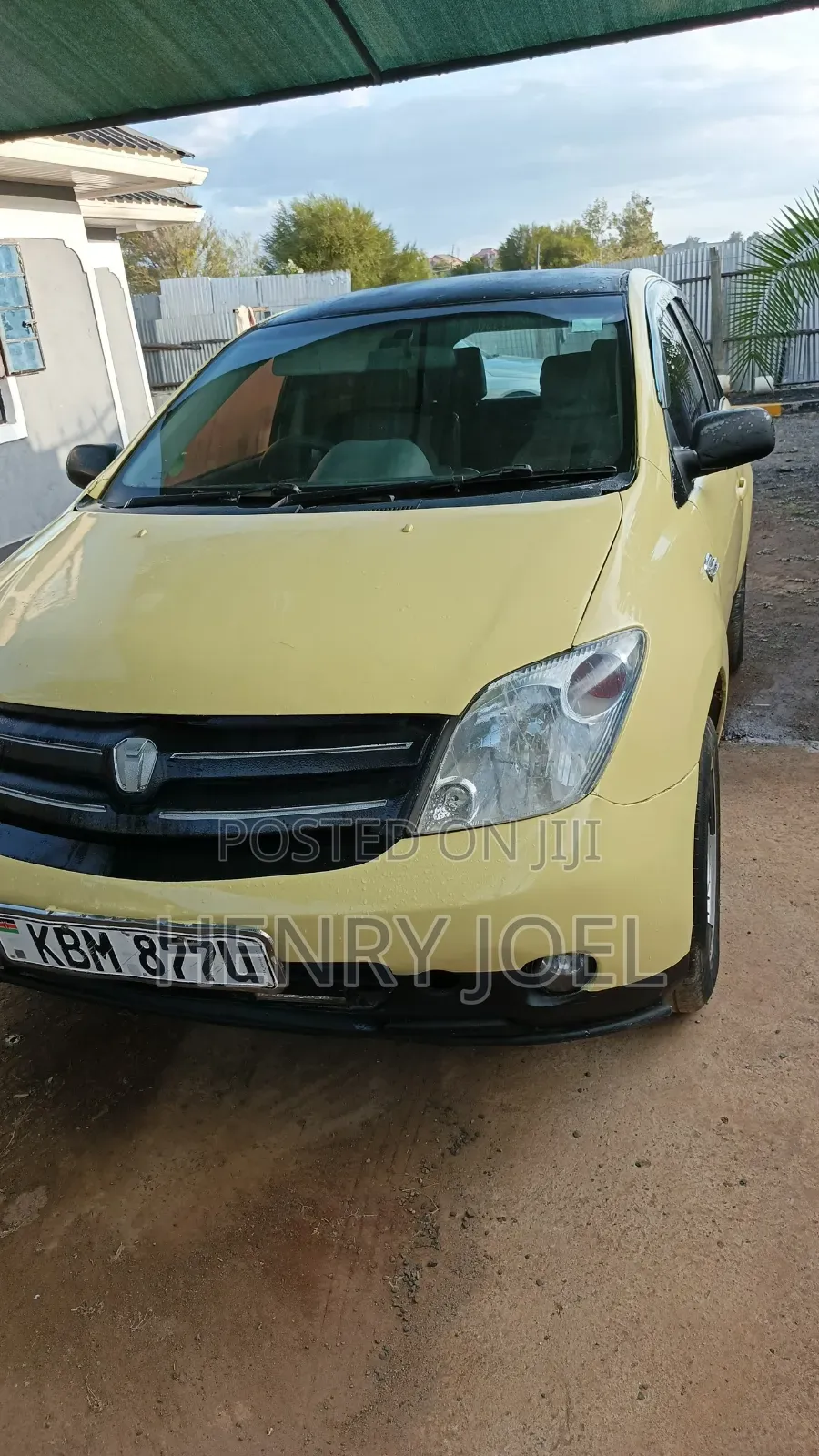 Toyota IST 2003 Yellow
