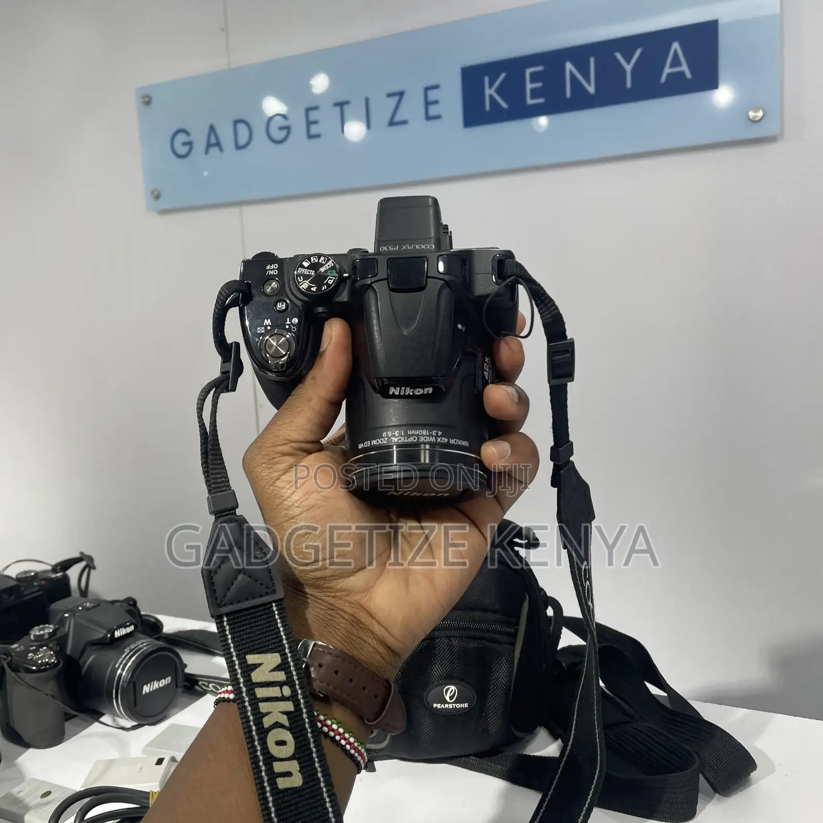 Pre-Owned Nikon Coolpix P530 / P520 Bridge Camera