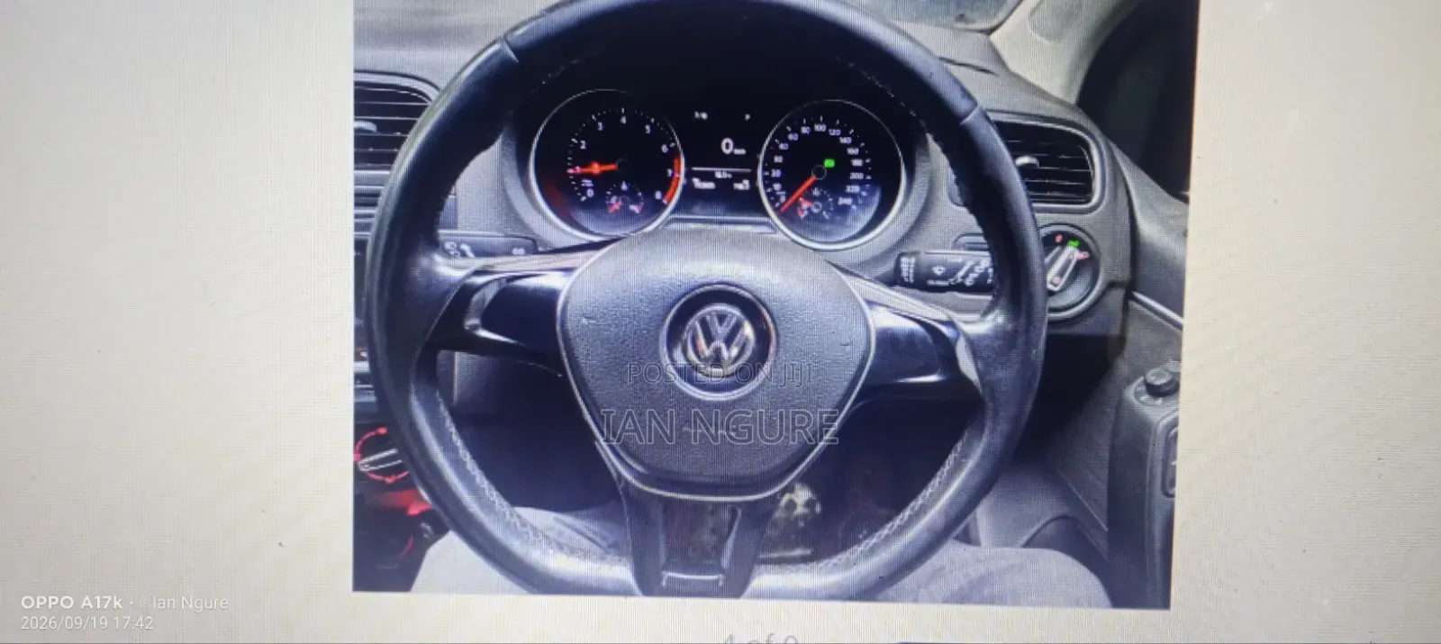 Volkswagen Polo 2015 Black
