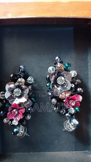 Beaded Floral Statement Necklace and Earrings Set