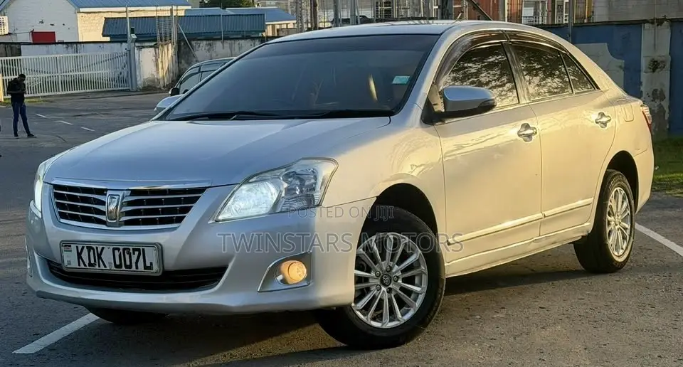 Toyota Premio 1.5 FWD 2016 Silver