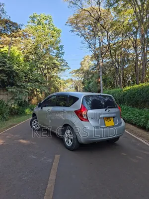 Nissan Note 2013 Silver