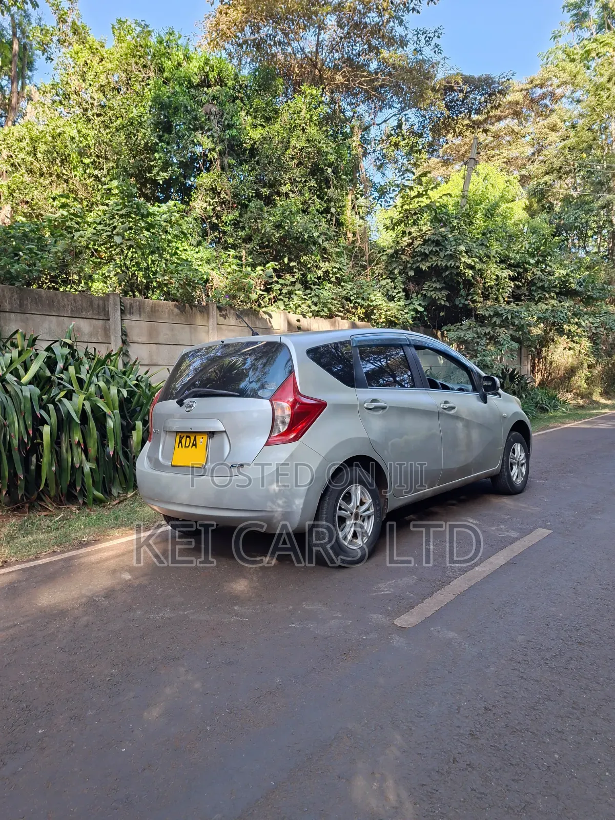 Nissan Note 2013 Silver