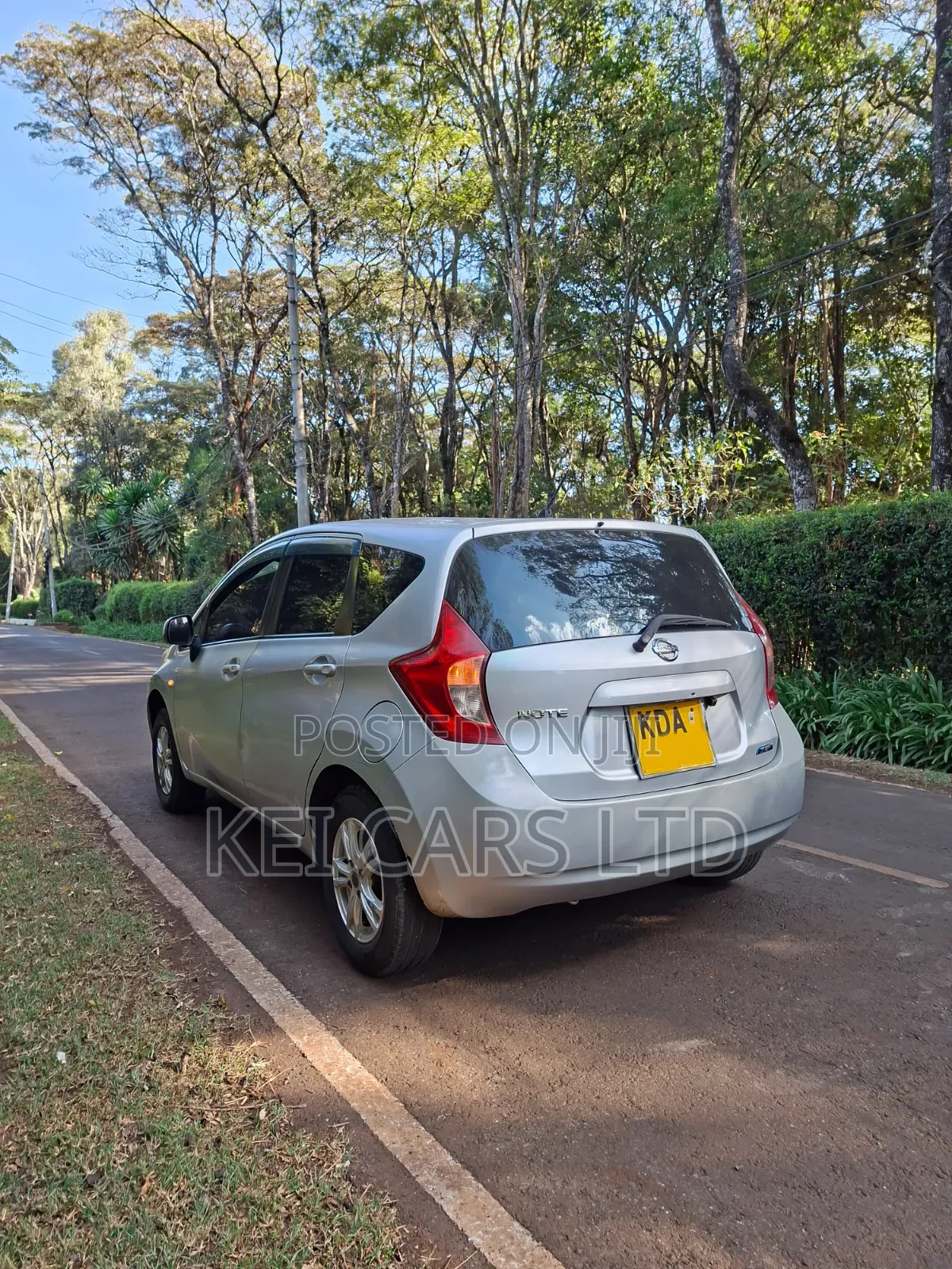 Nissan Note 2013 Silver
