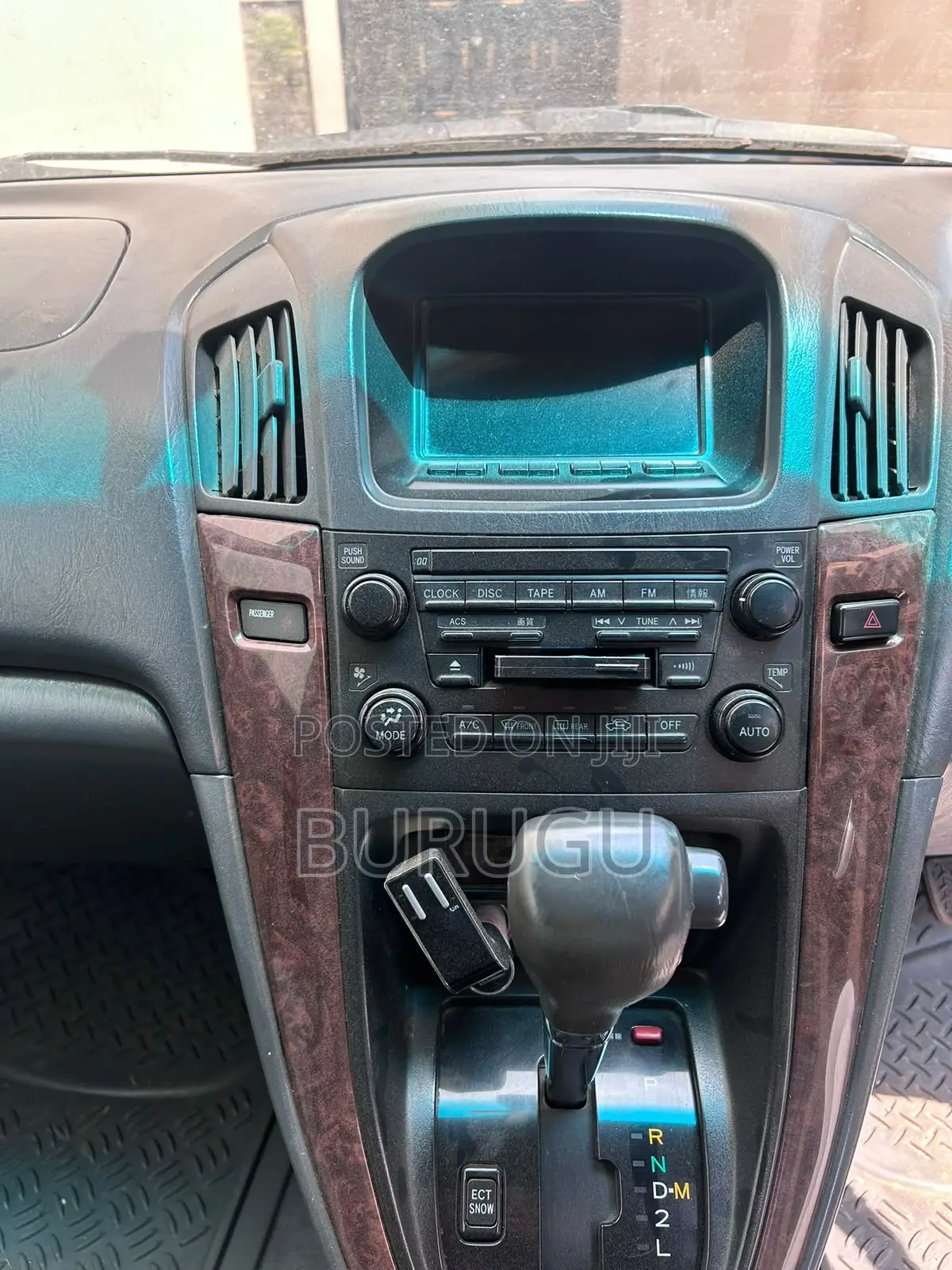Toyota Harrier 2001 Silver