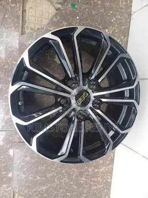 Size 16 Black Silver Nissan Juke(4pcs)