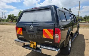 Nissan Navara 2007 Black