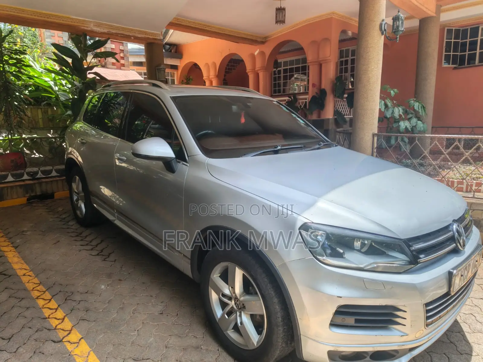 Volkswagen Touareg TDI Sport 2012 Silver