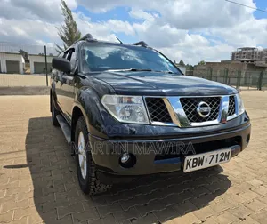 Nissan Navara 2007 Black