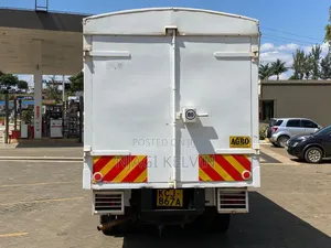 Local Isuzu NKR CoverBody
