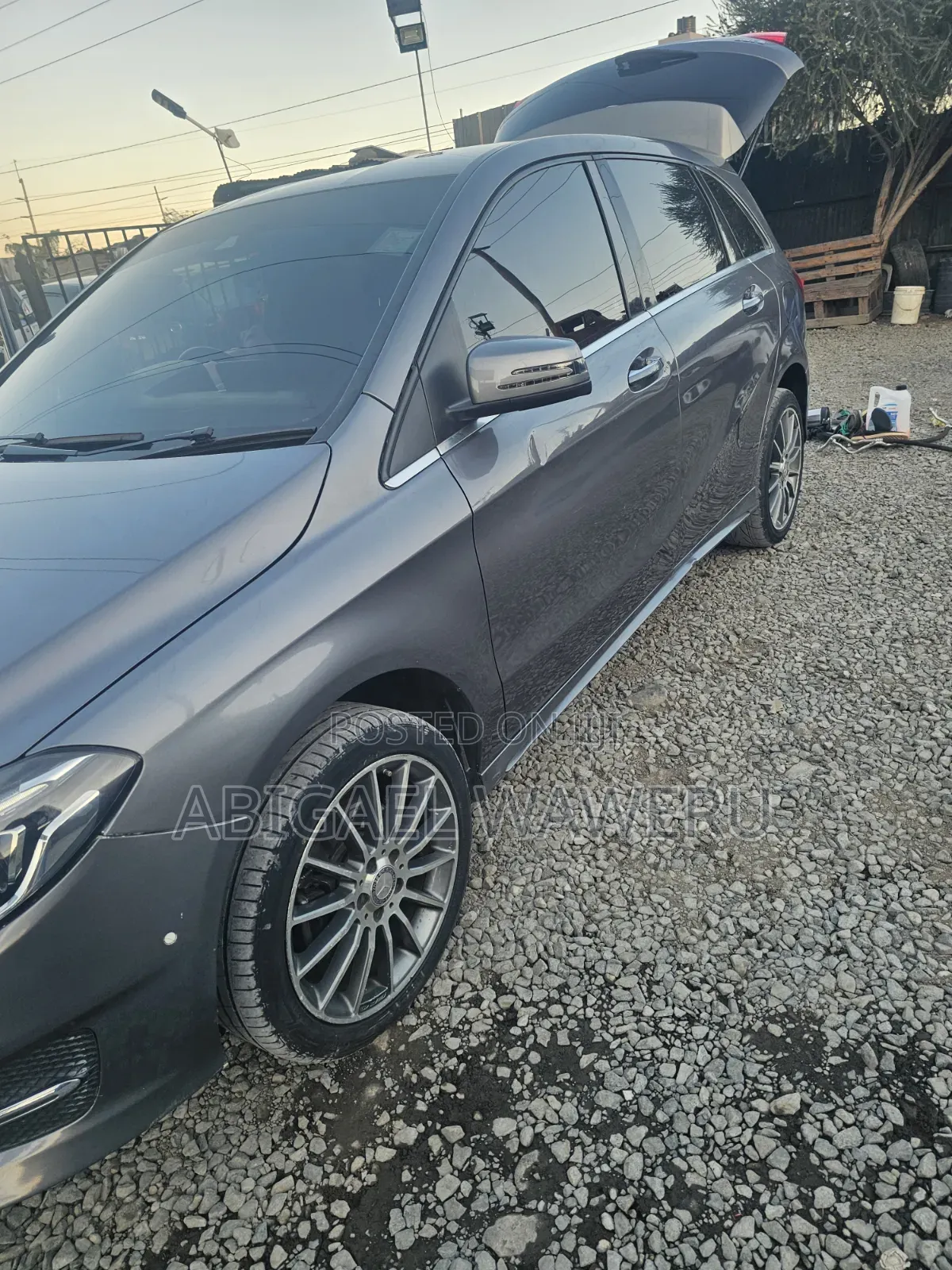 Mercedes-Benz B-Class B180 Petrol 2016 Gray