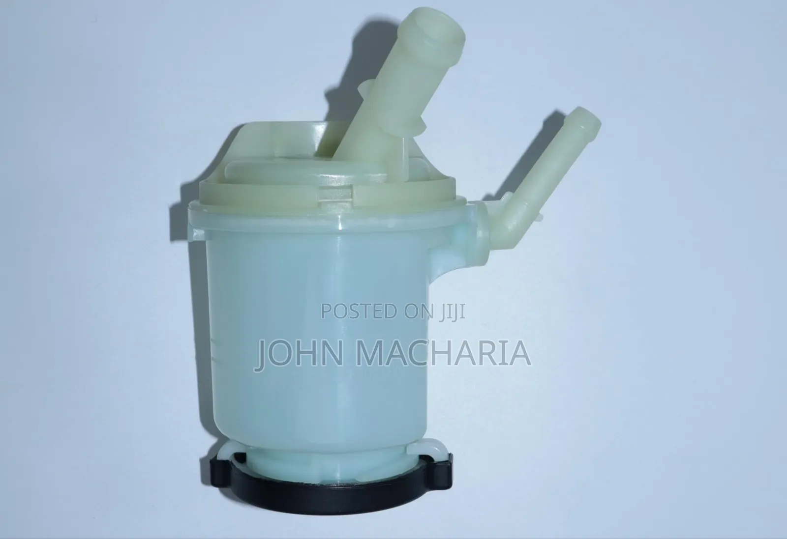 Power Steering Fluids Reservoir Tank for Toyota Hilux and Fortuner
