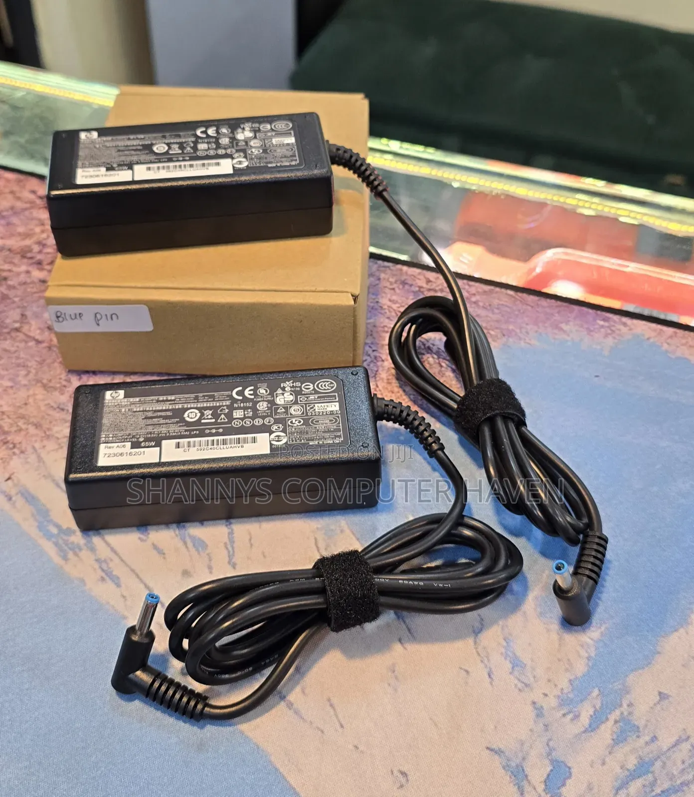 HP Bluepin 65w Laptop Adapter